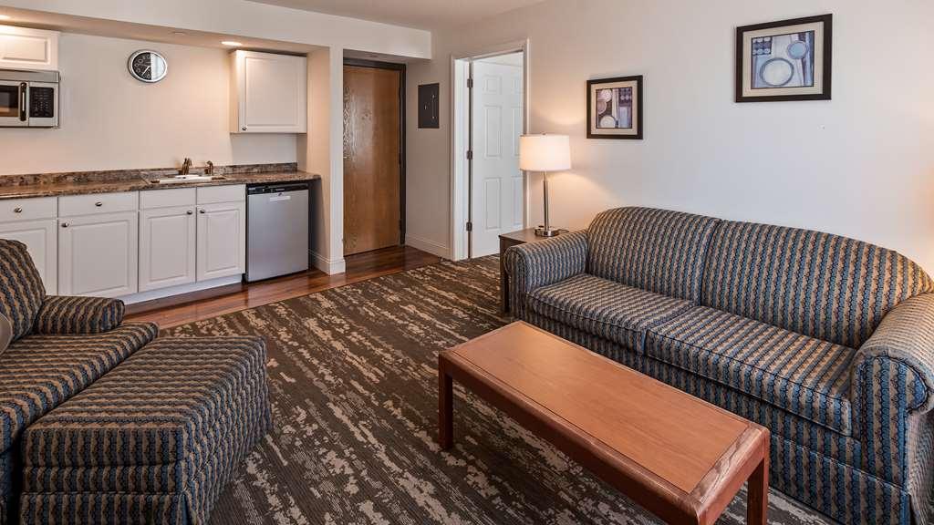 Charlevoix Inn & Suites Surestay Collection By Best Western Zimmer foto