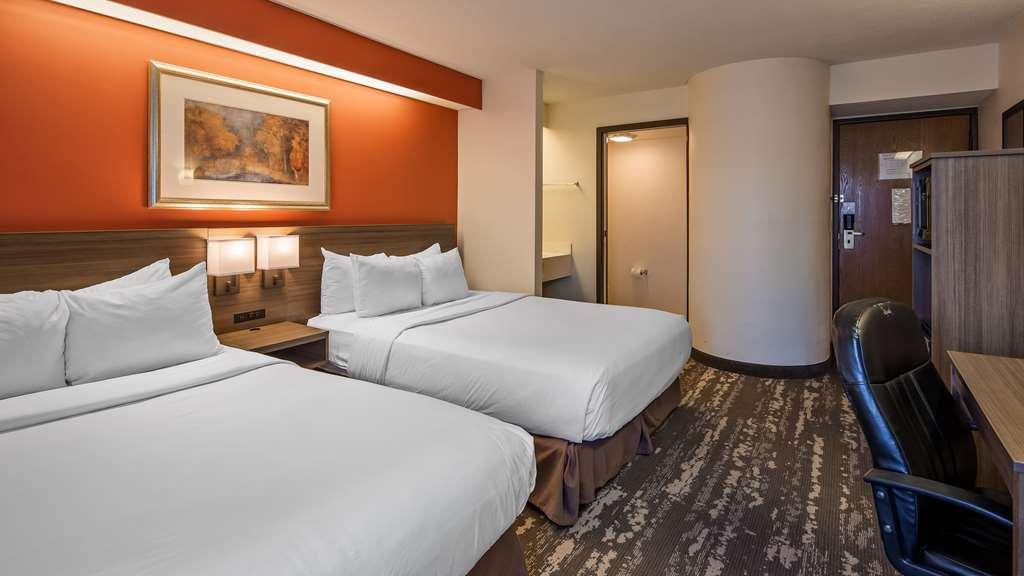 Charlevoix Inn & Suites Surestay Collection By Best Western Zimmer foto